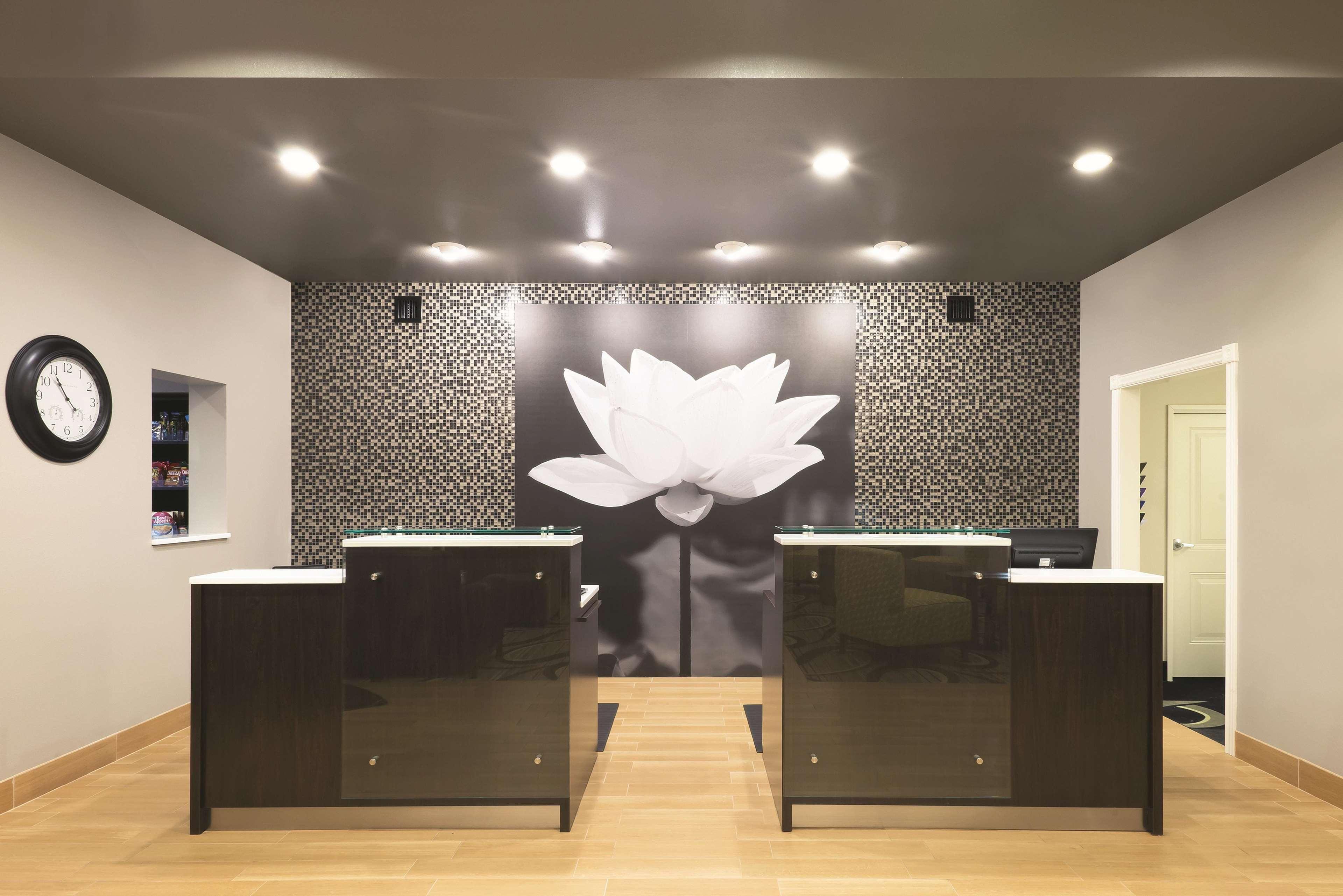 La Quinta By Wyndham Billings Hotel Ngoại thất bức ảnh