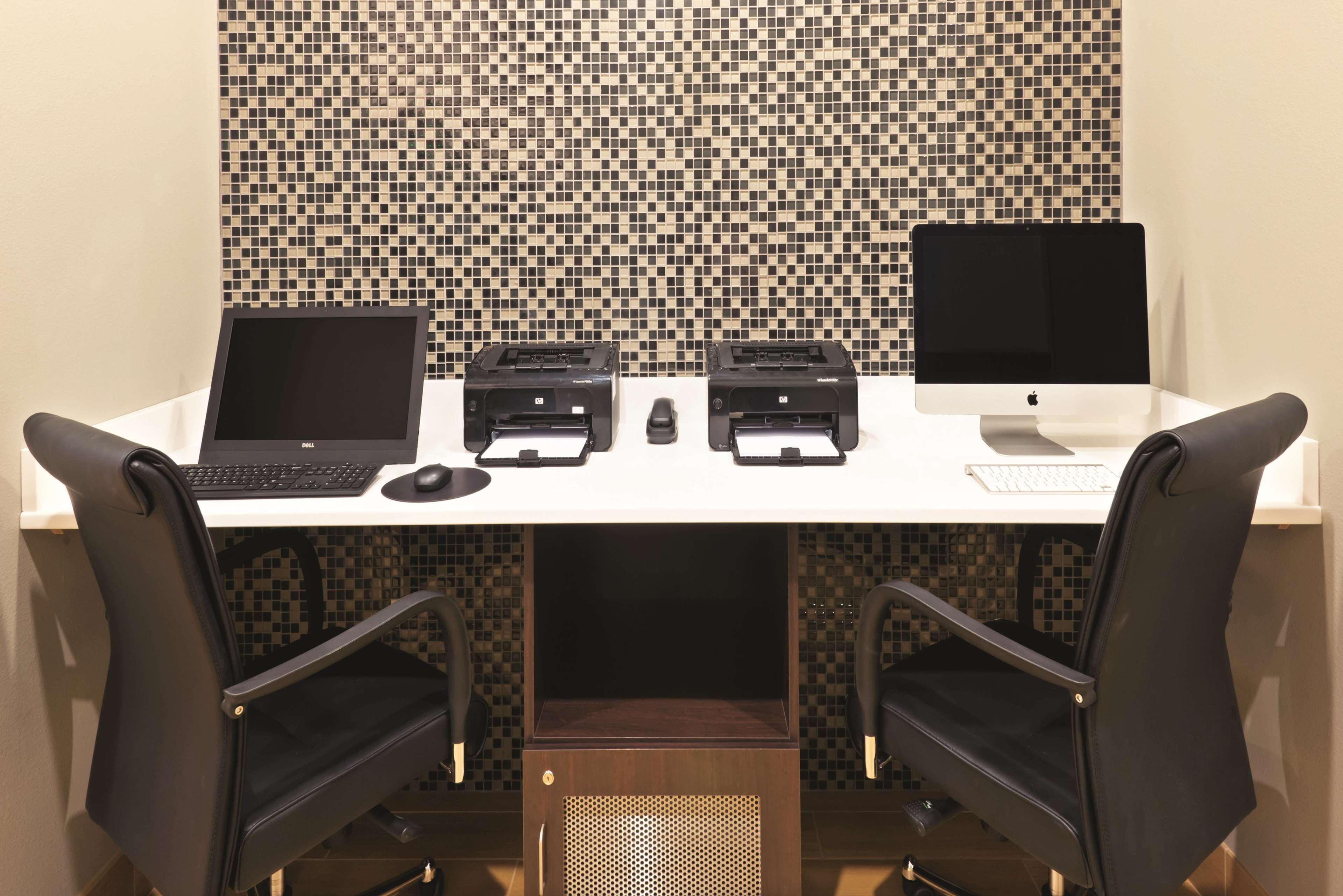 La Quinta By Wyndham Billings Hotel Ngoại thất bức ảnh